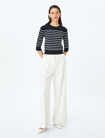 Yuvarlak Yaka 3/4 Uzun Kollu Çizgili Triko Kazak