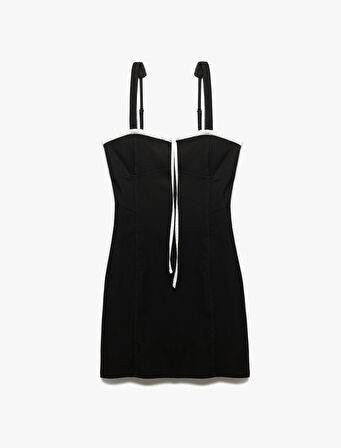 Kontrast Bağcıklı Kalp Yaka Sırt Detaylı Dar Kalıp Bodycon Askılı Mini Elbise