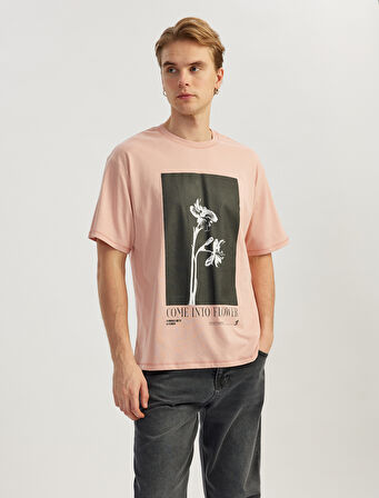 Pamuklu Kısa Kollu Bisiklet Yaka Çiçek Baskılı Oversize Tişört