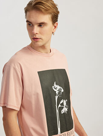 Pamuklu Kısa Kollu Bisiklet Yaka Çiçek Baskılı Oversize Tişört