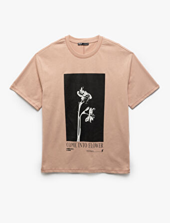 Pamuklu Kısa Kollu Bisiklet Yaka Çiçek Baskılı Oversize Tişört