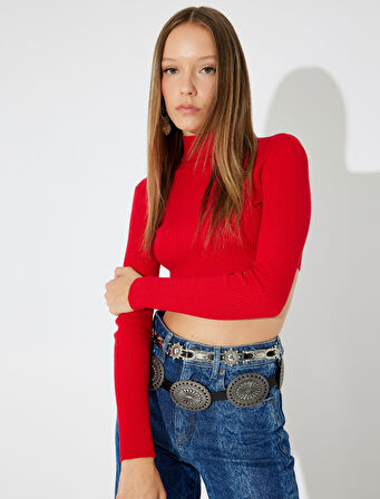 Koton X Zeynep Bastık - Boğazlı Triko Crop Kazak Uzun Kollu Slim Fit