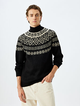 Dik Yaka Desenli Kışlık Triko Kazak