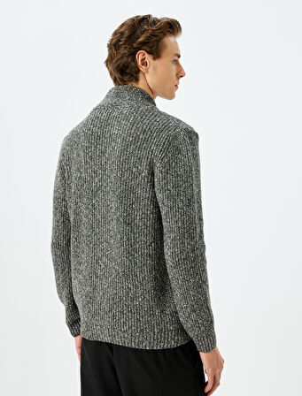 V Yaka Pamuk Karışımlı Düğmeli Triko Hırka