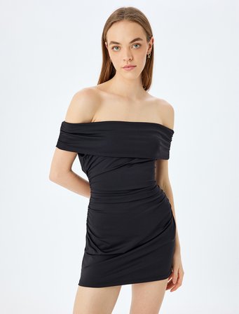 Madonna Yaka Omzu Açık Drapeli Slim Fit Mini Slip Elbise