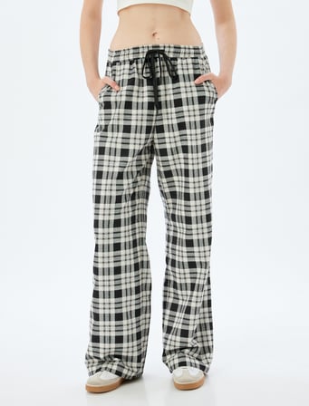 Rahat Kalıp Beli Bağlamalı Cepli Bol Paça Pijama Pantolon