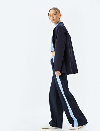 Beli Bağcıklı Biyeli Cep Detaylı Düz Paça Eşofman Pantolon