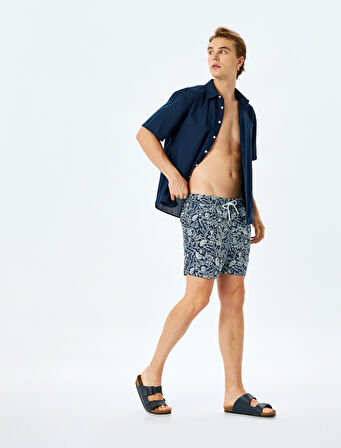 Baskılı Oversize Beli Bağcıklı Deniz Şortu