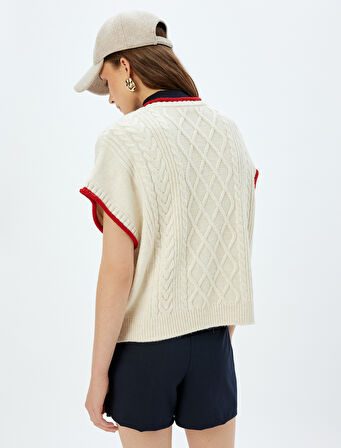 V Yaka Renk Kontrast Detaylı Saç Örgü Oversize Süveter