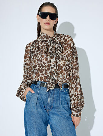 Leopar Desenli Fular Yaka Şifon Bluz Uzun Kollu 
