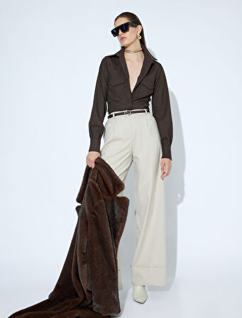 Kapaklı Çift Cep Detaylı Uzun Kollu Gömlek