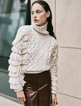 Püsküllü Örgü Kazak Balıkçı Yaka Kalça Boy Uzun Kollu 