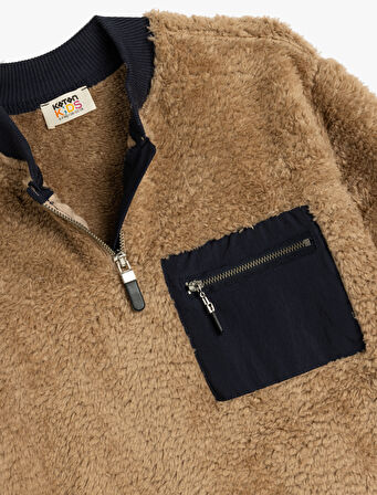 Yarım Fermuarlı Cep Detaylı Uzun Kollu Peluş Sweatshirt