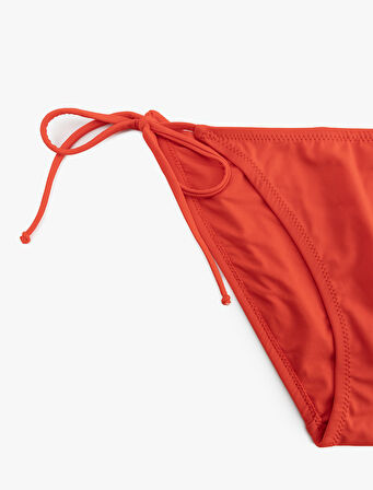 Astarlı Yanları İpli Bikini Altı