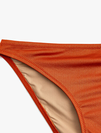 Parlak Astarlı Bikini Altı