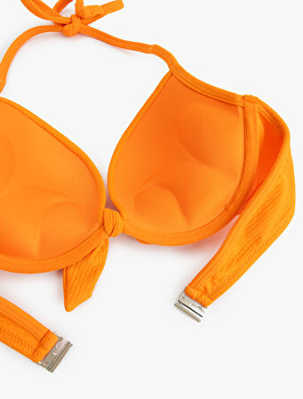 Dokulu Boyundan Bağlamalı Push-Up Bikini Üstü