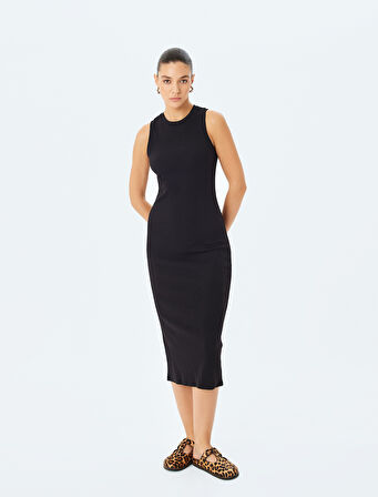 Bisiklet Yaka Kolsuz Slim Fit Midi Kalem Elbise