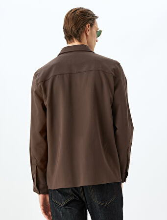 Kapaklı Cep Detaylı Düğmeli Uzun Kollu Gömlek