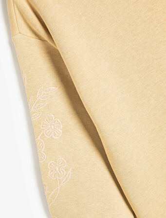 Basic Sweatshirt Şardonlu Bisiklet Yaka