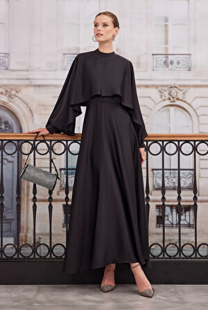 Pelerinli Elbise Siyah