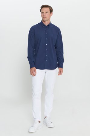 Slim Fit Dar Kesim Düğmeli Yaka %100 Pamuk Gömlek