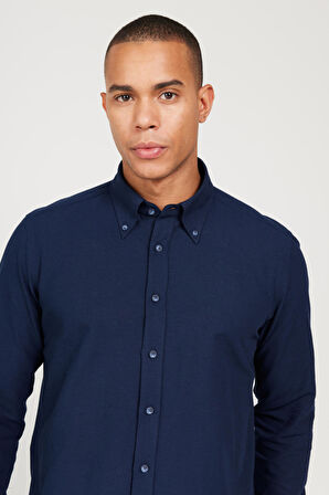 Slim Fit Dar Kesim Düğmeli Yaka Pamuklu Oxford Gömlek