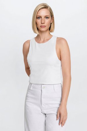 Standart Fit Normal Kesim Bisiklet Yaka Crop Body