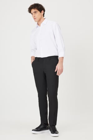Slim Fit Dar Kesim Klasik Yan Cep Pantolon