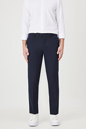 Regular Fit Geniş Kesim Yan Cep Klasik Pantolon