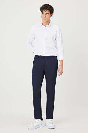 Regular Fit Geniş Kesim Yan Cep Klasik Pantolon