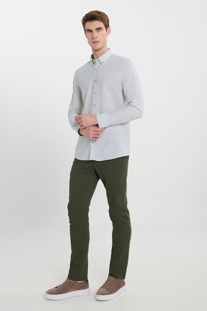 %100 Pamuk Slim Fit Dar Kesim Düğmeli Yaka Çizgili Flamlı Gömlek