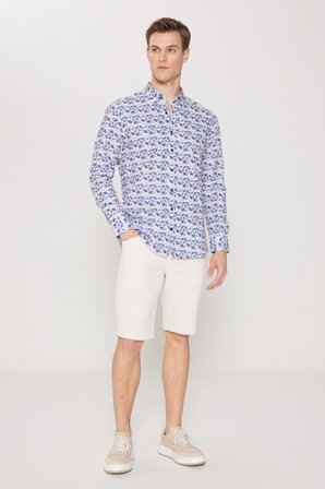 %100 Pamuk Slim Fit Dar Kesim Düğmeli Yaka Baskılı Gömlek