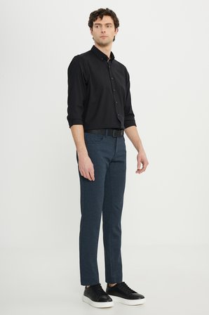 Slim Fit Dar Kesim Diagonal Desenli Yan Cep Pantolon