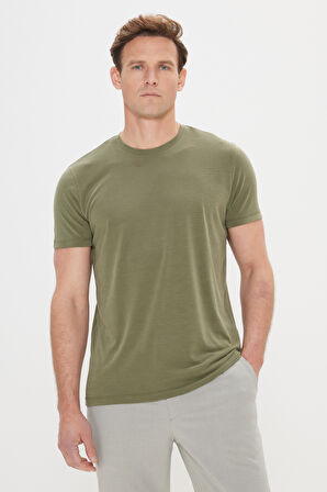 Slim Fit Dar Kesim Bisiklet Yaka Tişört