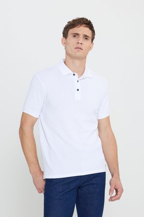 Slim Fit Dar Kesim Polo Yaka Jakarlı Tişört