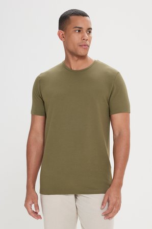 Slim Fit Bisiklet Yaka Kısa Kollu Yumuşak Tuşeli Basic Tişört