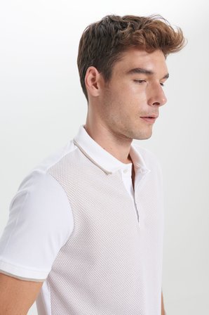 Slim Fit Dar Kesim Polo Yaka Jakarlı Tişört