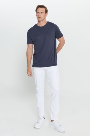 Yumuşak Dokulu Slim Fit Dar Kesim Bisiklet Yaka Tişört