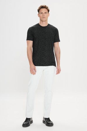 Slim Fit Dar Kesim Bisiklet Yaka Pamuklu Kısa Kollu Tişört