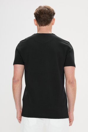 Slim Fit Bisiklet Yaka Kısa Kollu Yumuşak Tuşeli Basic Tişört