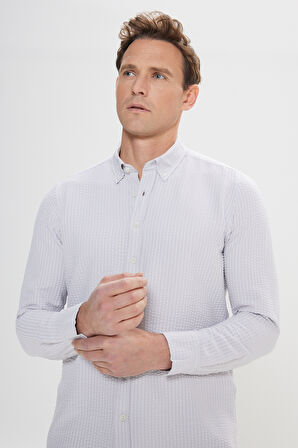 Slim Fit Dar Kesim Keten Görünümlü Gofre Desenli Düğmeli Yaka Gömlek