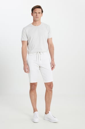 Slim Fit Dar Kesim Yan Cepli Gofre Desenli Şort