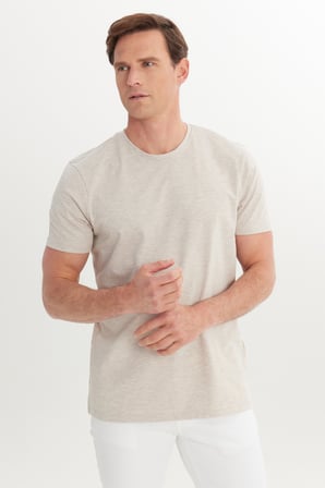 360 Derece Her Yöne Esneyen Slim Fit Bisiklet Yaka Tişört