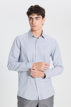 Pamuklu Slim Fit Dar Kesim Klasik Yaka Armürlü Gömlek