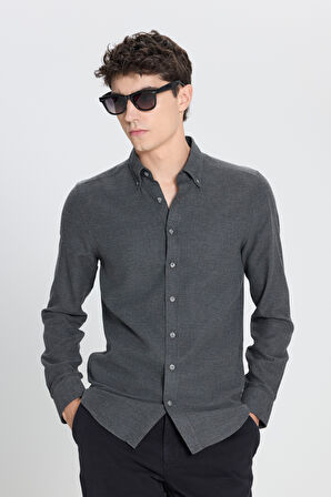 Pamuklu Flanel Slim Fit Dar Kesim Düğmeli Yaka Armürlü Gömlek