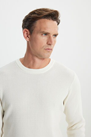 Pamuklu Standart Fit Normal Kesim Bisiklet Yaka Petek Dokulu Triko Kazak