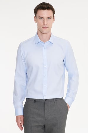 Non-Iron %100 Pamuk Slim Fit Dar Kesim Klasik Yaka Armürlü Gömlek