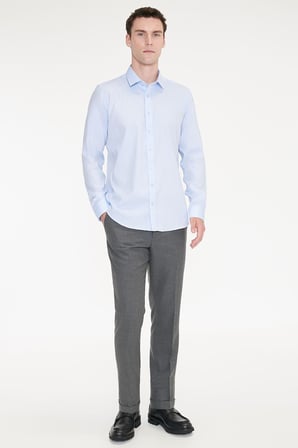 Non-Iron %100 Pamuk Slim Fit Dar Kesim Klasik Yaka Armürlü Gömlek