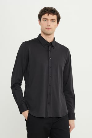 %100 Pamuk Slim Fit Dar Kesim Düğmeli Yaka Örme Gömlek
