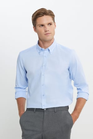 %100 Pamuk Slim Fit Dar Kesim Düğmeli Yaka Oxford Gömlek